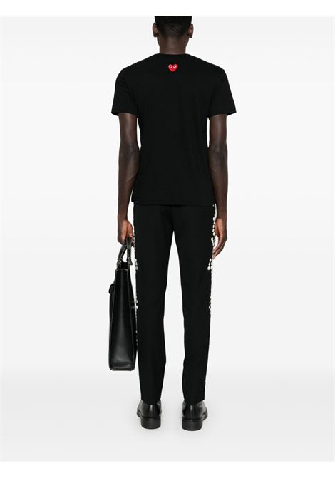 red emblem t-shirt unisex black COMME DES GARÇONS PLAY | AX-T340-0511